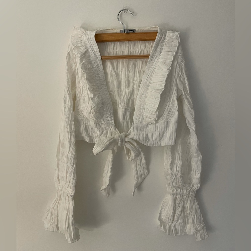 Linen Knotted bell sleeve Festival top